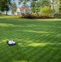 Laden Sie das Bild in den Galerie-Viewer, Husqvarna Automower 450V NERA