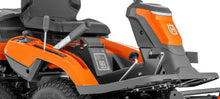Laden Sie das Bild in den Galerie-Viewer, Husqvarna Frontmäher R 214Ts Grundgerät ohne Mähwerk