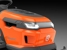Laden Sie das Bild in den Galerie-Viewer, Husqvarna Rasentraktor TC 220T