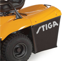 Laden Sie das Bild in den Galerie-Viewer, Stiga Rasentraktor Estate 7102 W Special HONDA mit Mulchstopfen, Anhängerkupplung und Ladegerät