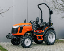 Laden Sie das Bild in den Galerie-Viewer, Tafe Allrad-Universalschlepper 6028M Grundmaschine mit AS-Bereifung